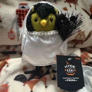 Freda - Frankenstein’s Wife Target Bird